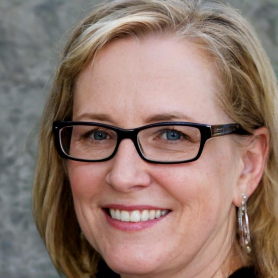 Finanzexpertin Sarah Mueller